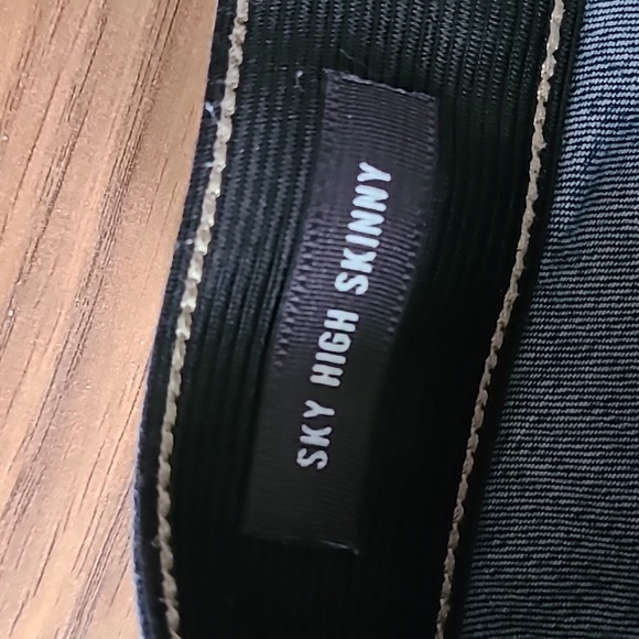 Sz 12 Torrid Premium Sky High Skinny dark blue Jeans cropped - Picture 7 of 7